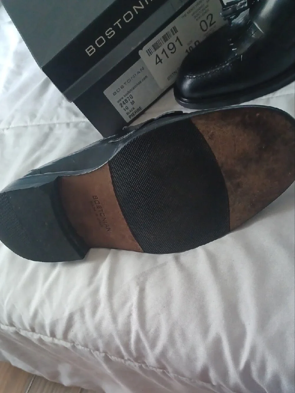 Bostonian Black Leather Tassel Slip-On Loafers